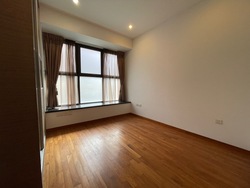 Holland Link (D10), Terrace #500358021